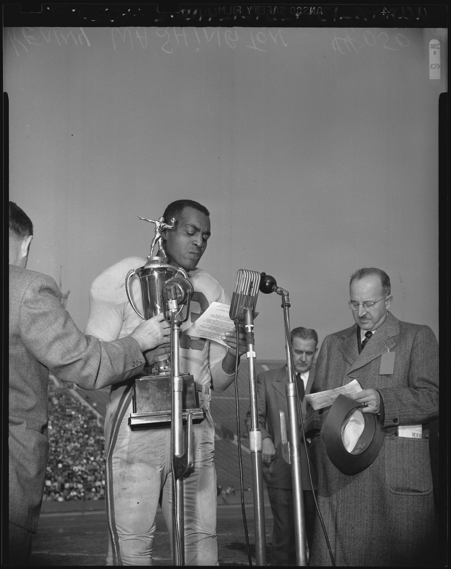 Kenny Washington trophy