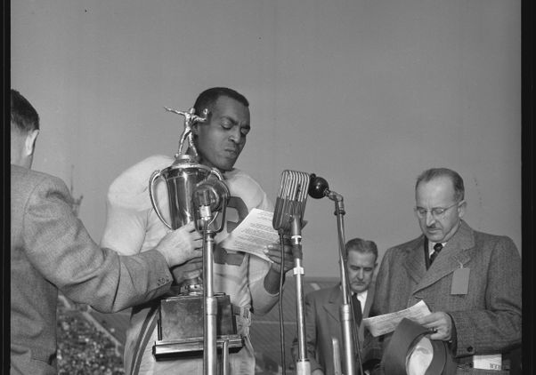 Kenny Washington trophy