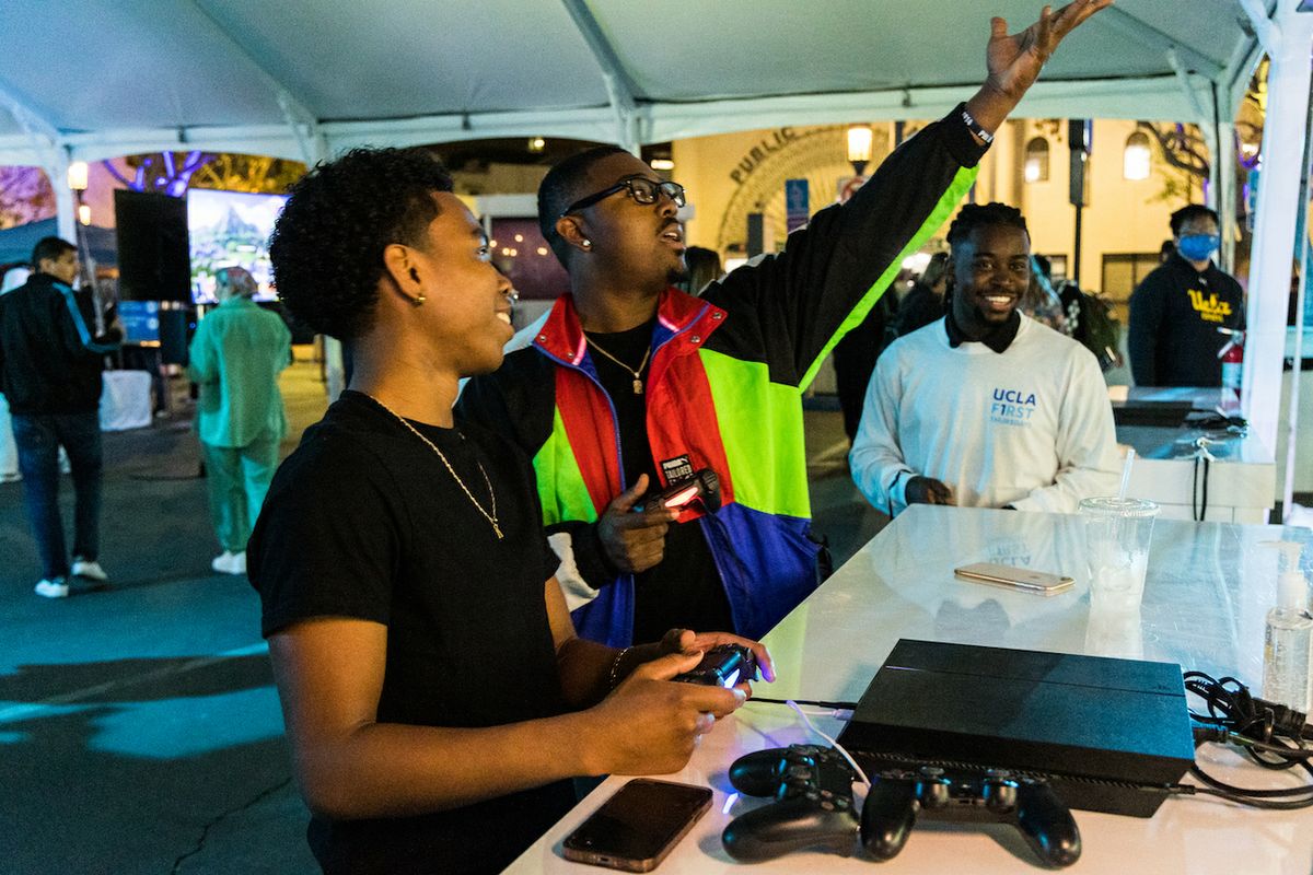 Esports gaming at First Thursdays