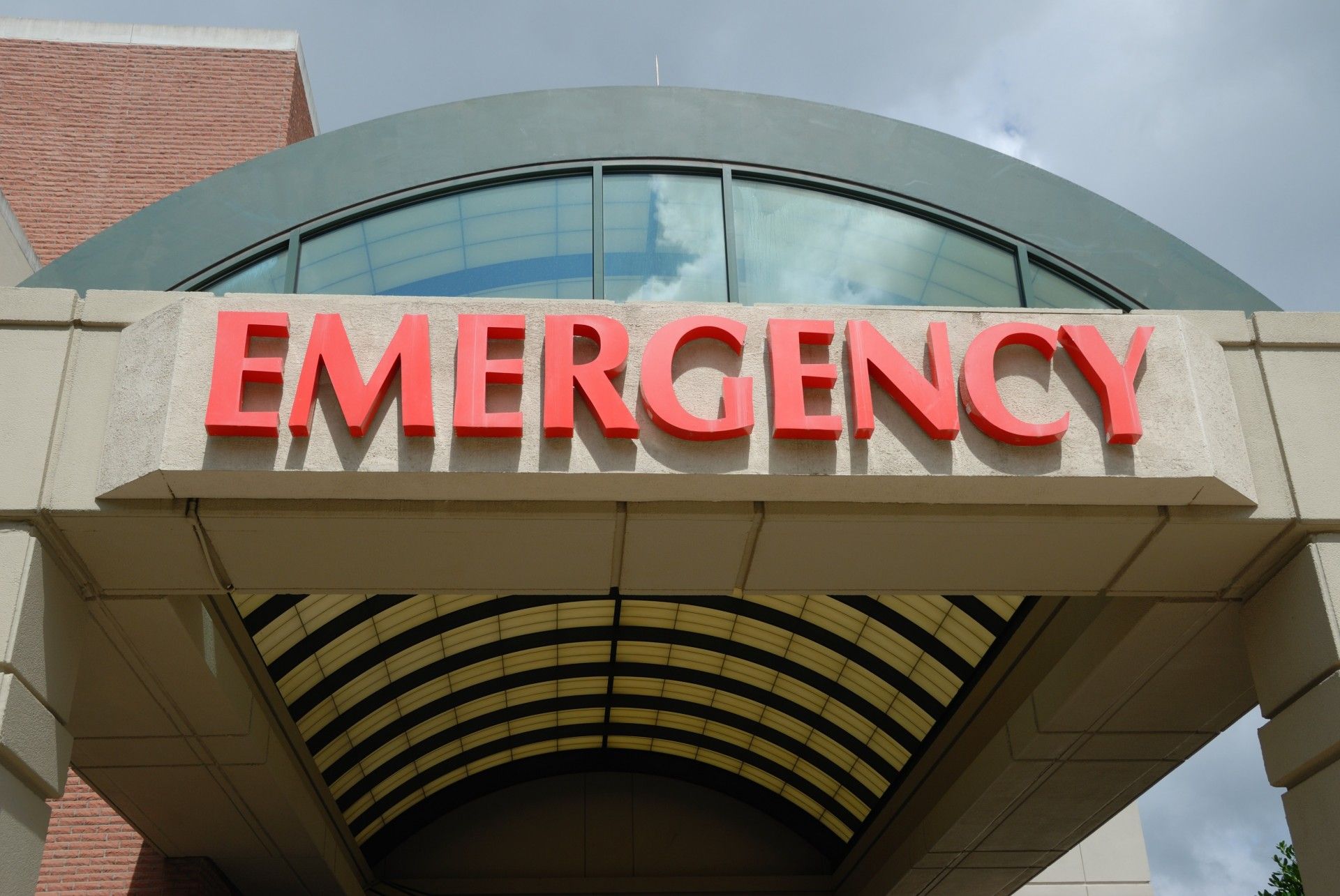 Emergency room entrance Public Domain Pictures