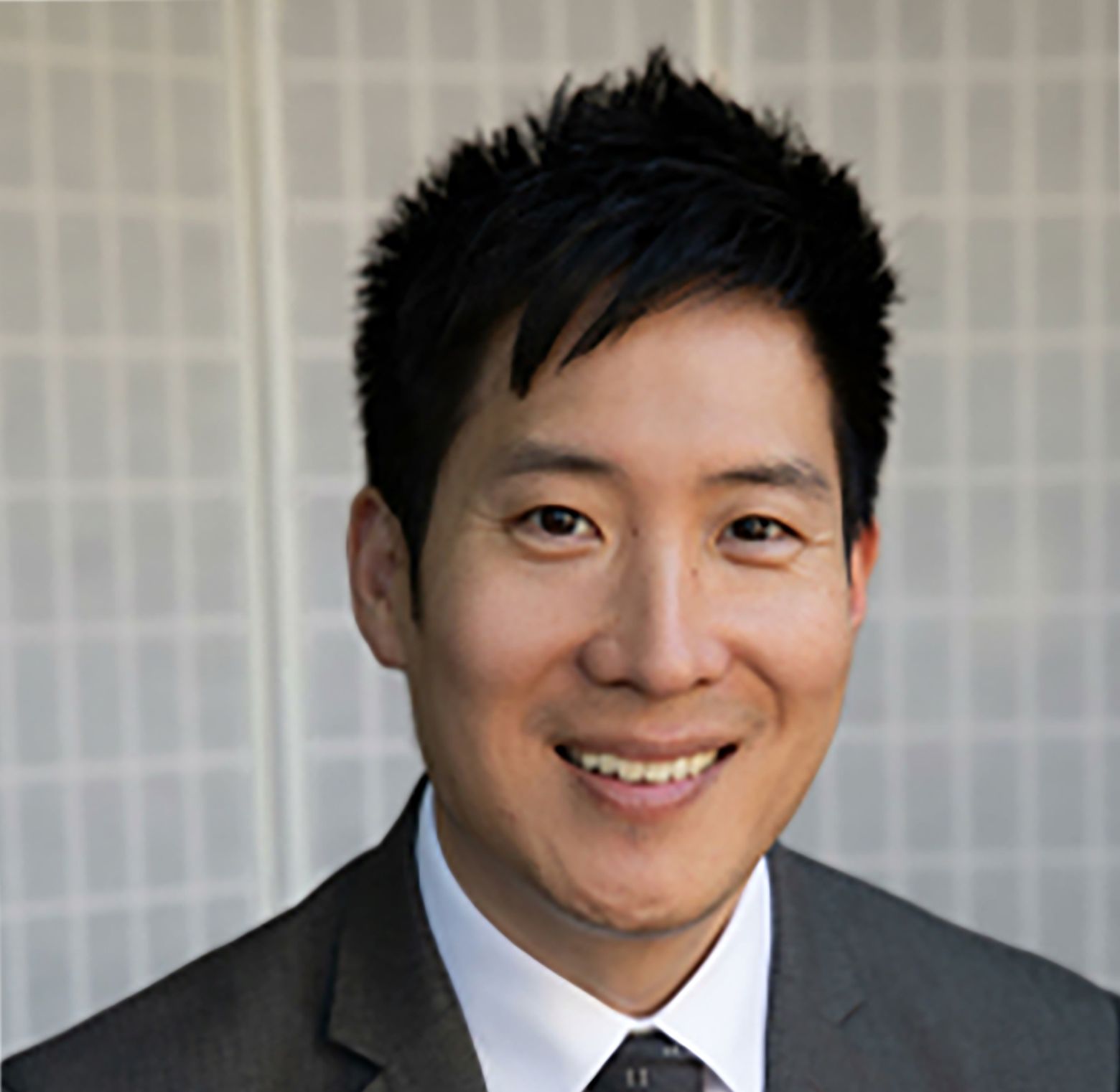 Head and shoulders shot of Wesley Yin