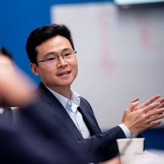 Professor Ji Ma