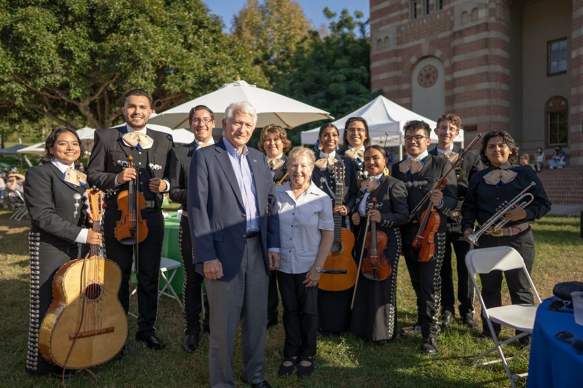 Gene and Carol Block at UCLA’s 2022 Latinx convocation