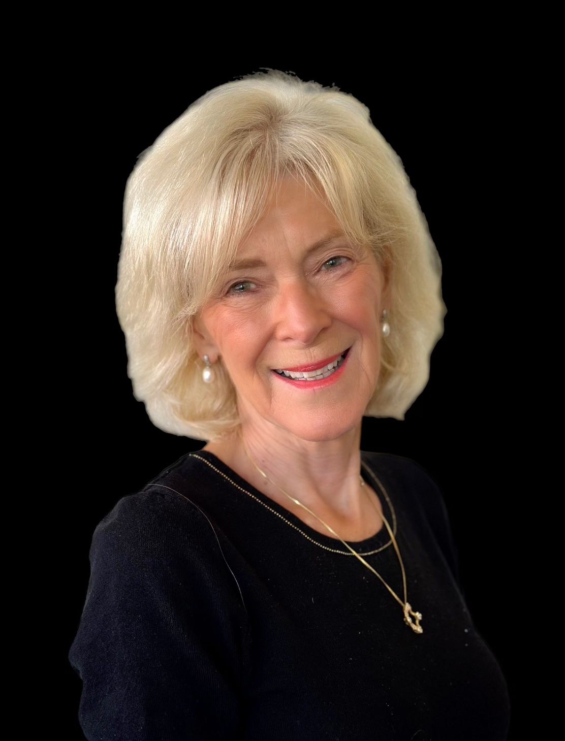 Head-and-shoulders shot of Suzanne McDiarmid