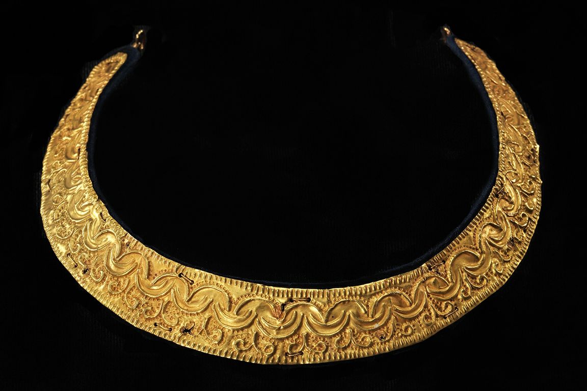 Necklace or stool ornament