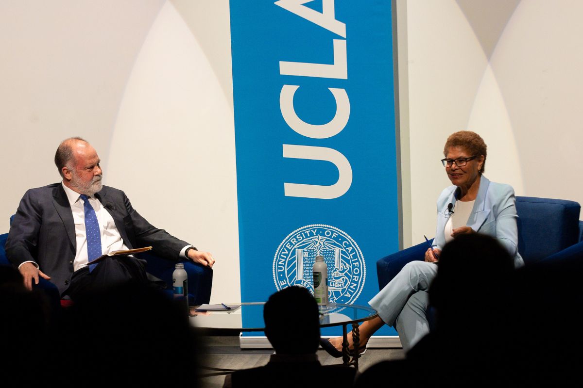 Mayor Karen Bass with Jim Newton Nov 2024