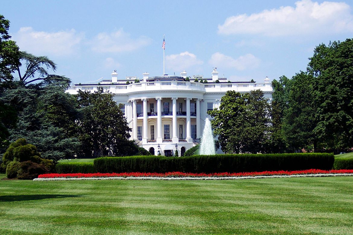 The front of the White House, as seen from a distance