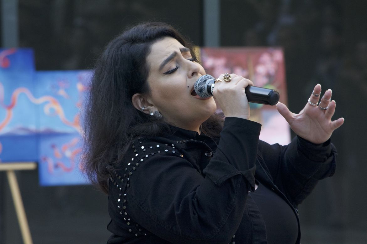 Alene Aroustamian performing at the 2023 Coachellian cultural show