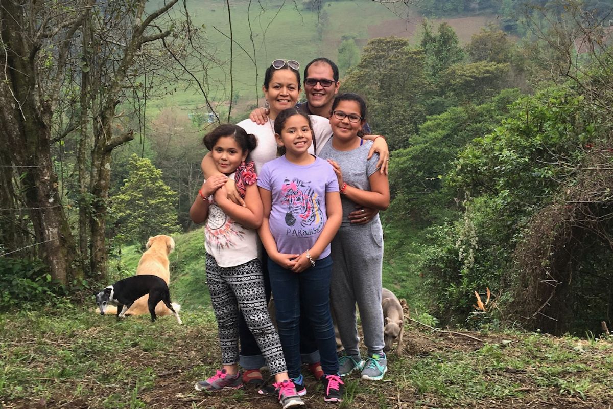 Diana Rinza family