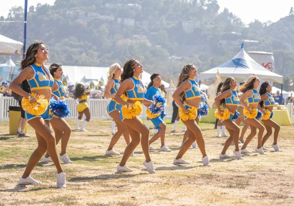Cheerleaders in Fan Zone