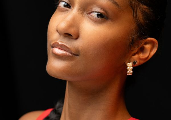 Jasmine Aner vertical portrait 