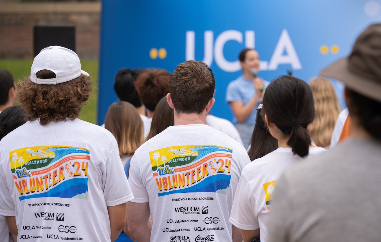 Volunteer Day — Students gather near De Neve Plaza and prepare to head out to more nearly 40 community service projects