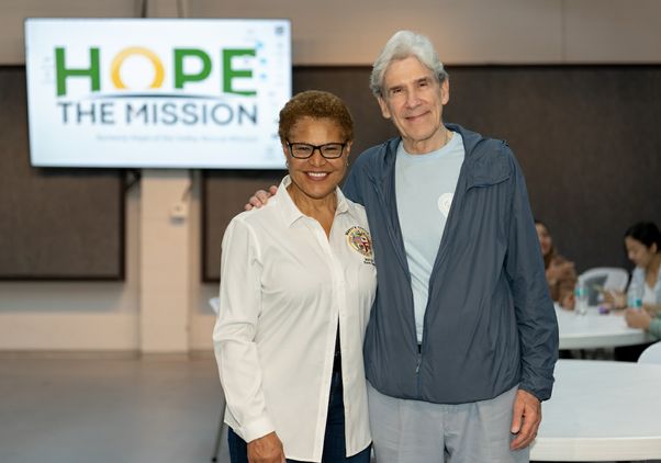 VolunteerFrenk Bass and Hope sign