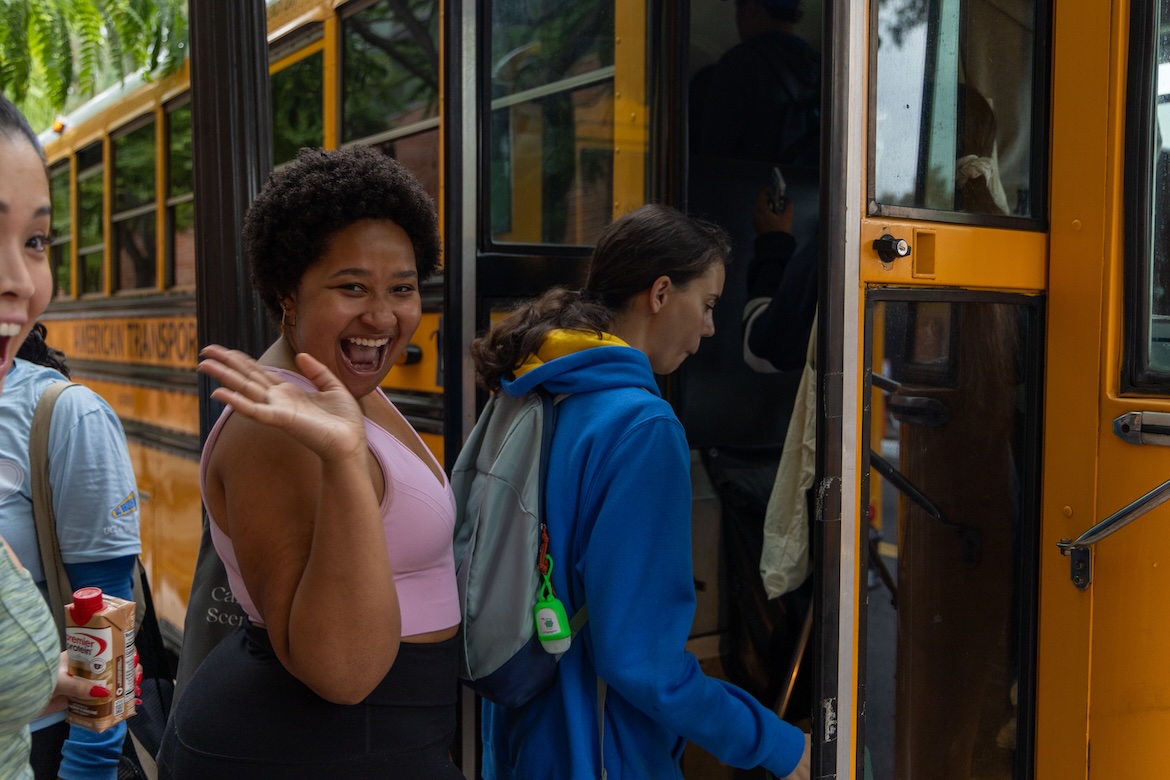 Volunteer-Getting on the bus