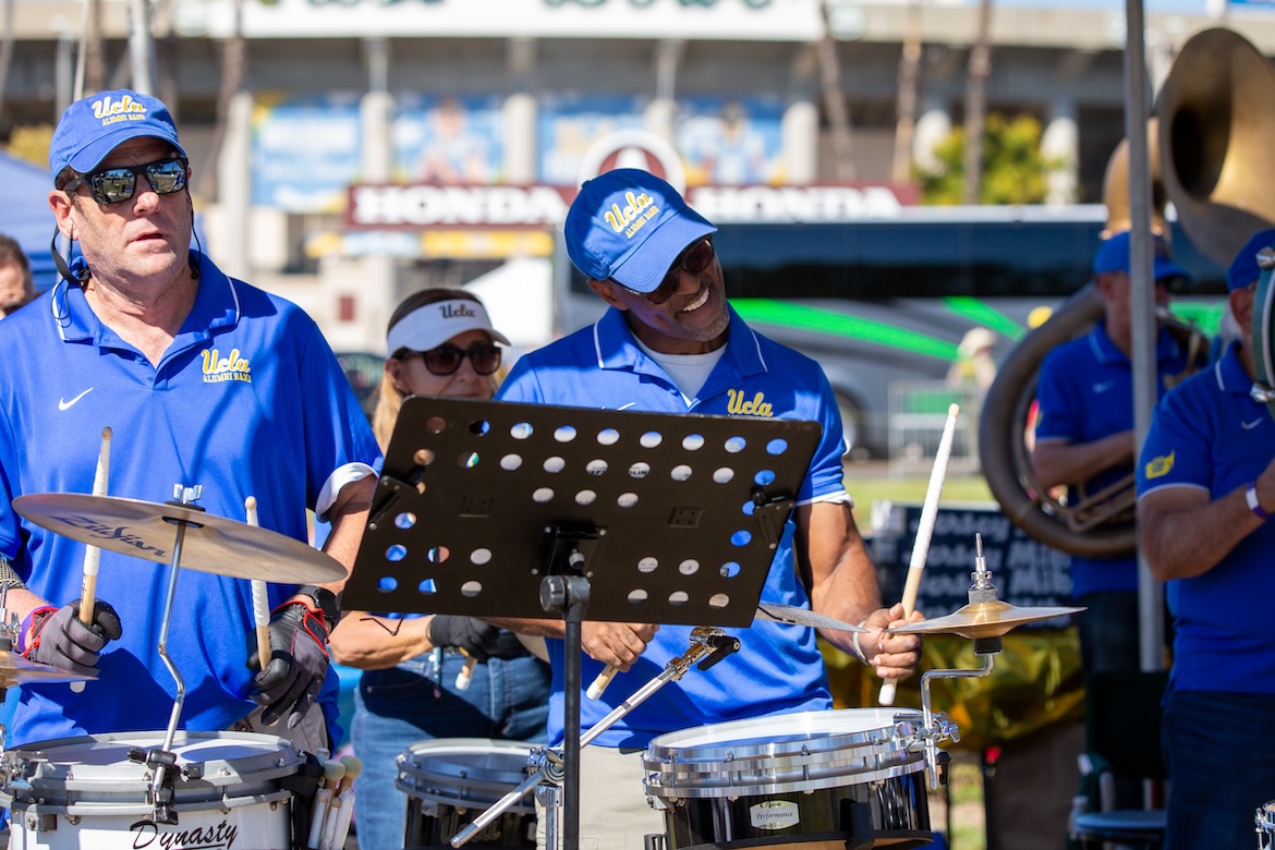 Alumni band-drummers