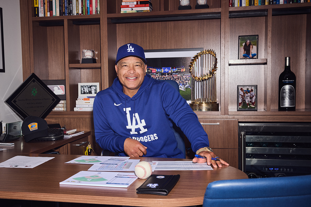 Dave Roberts Dodgers manager Los Angeles | the ボブ 塾*長様 news