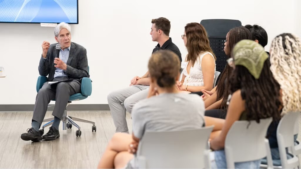 Listening Exercise-Student Organizations