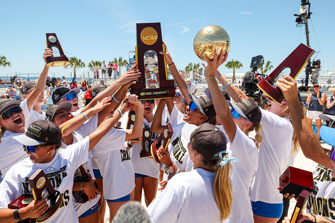 Women’s beach volleyball clinches 3rd NCAA national championship with win over Stanford