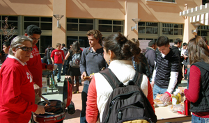 Food Line for Minimal Waste Lunch