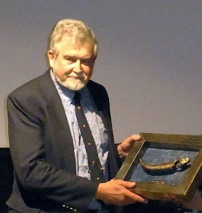 Lawrence Straus receiving bronze 'baston de mando.' Photo courtesy of Ana Belen Marin-Arroyo