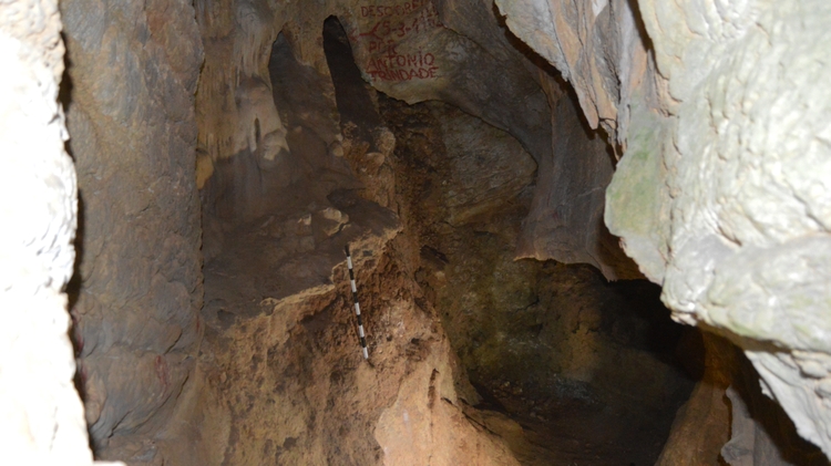Gruta Nova da Columbeira