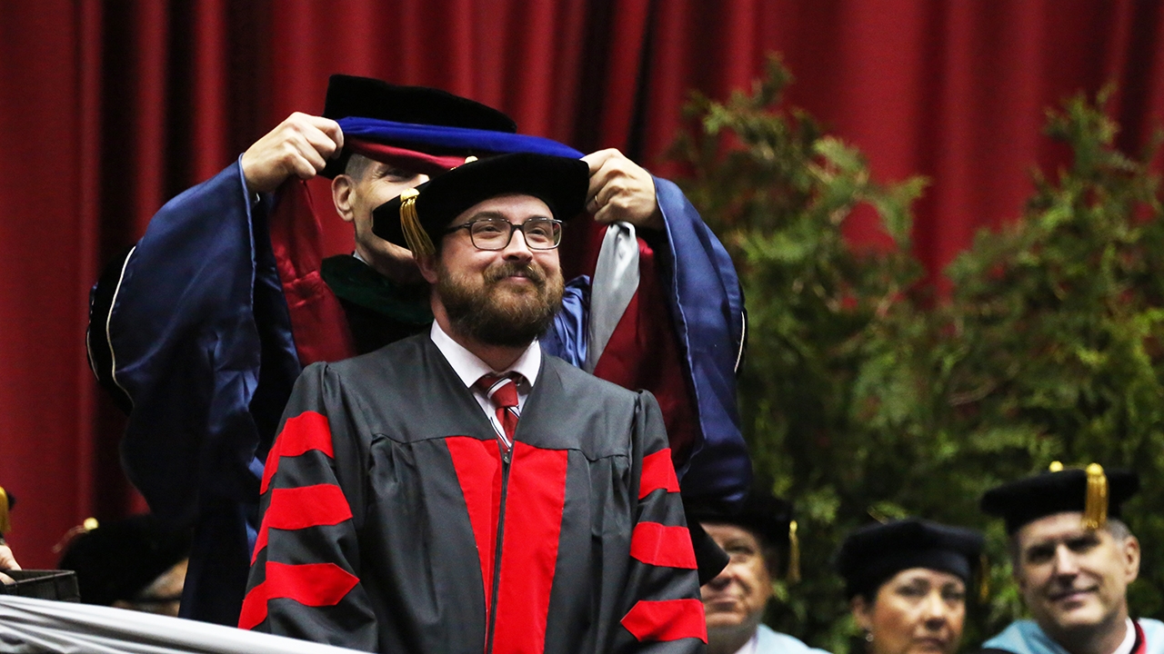 UNM celebrates Class of 2018; installation of President S