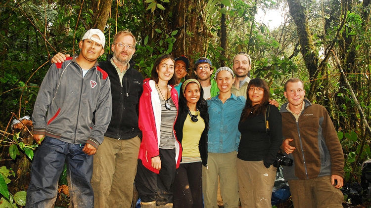 Group photo of a UNM expedition