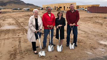 UNM-Valencia Chancellor Alice Letteney, Director of Student Affairs Hank Vigil, Dean of Instruction Laura Musselwhite, Chief Financial Officer Richard Goshorn UNM Valencia_