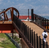 UNM researchers explore cool and renewable sidewalks 