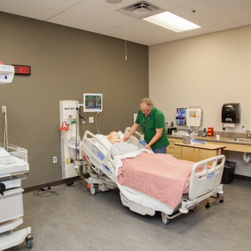 UNM College of Nursing Simulation Lab Director Joseph Poole Jr., RN, MSN UNM College of Nursing Simulation Lab Director Joseph Poole Jr., RN, MSN