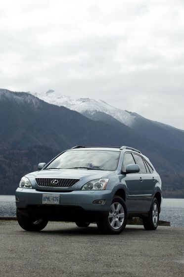 Lexus lx 330