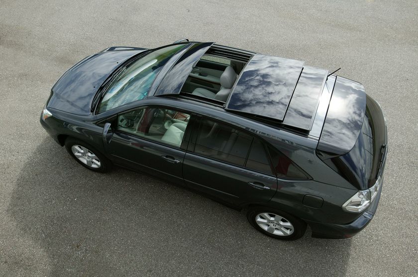 Lexus lx 330