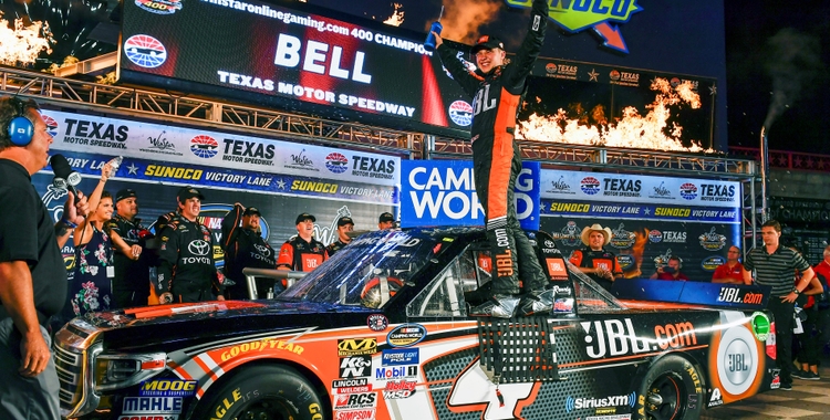 JBL Ambassador Chris Bell Takes the checkered flag and a win in Texas for the No. 4 JBL Tundra