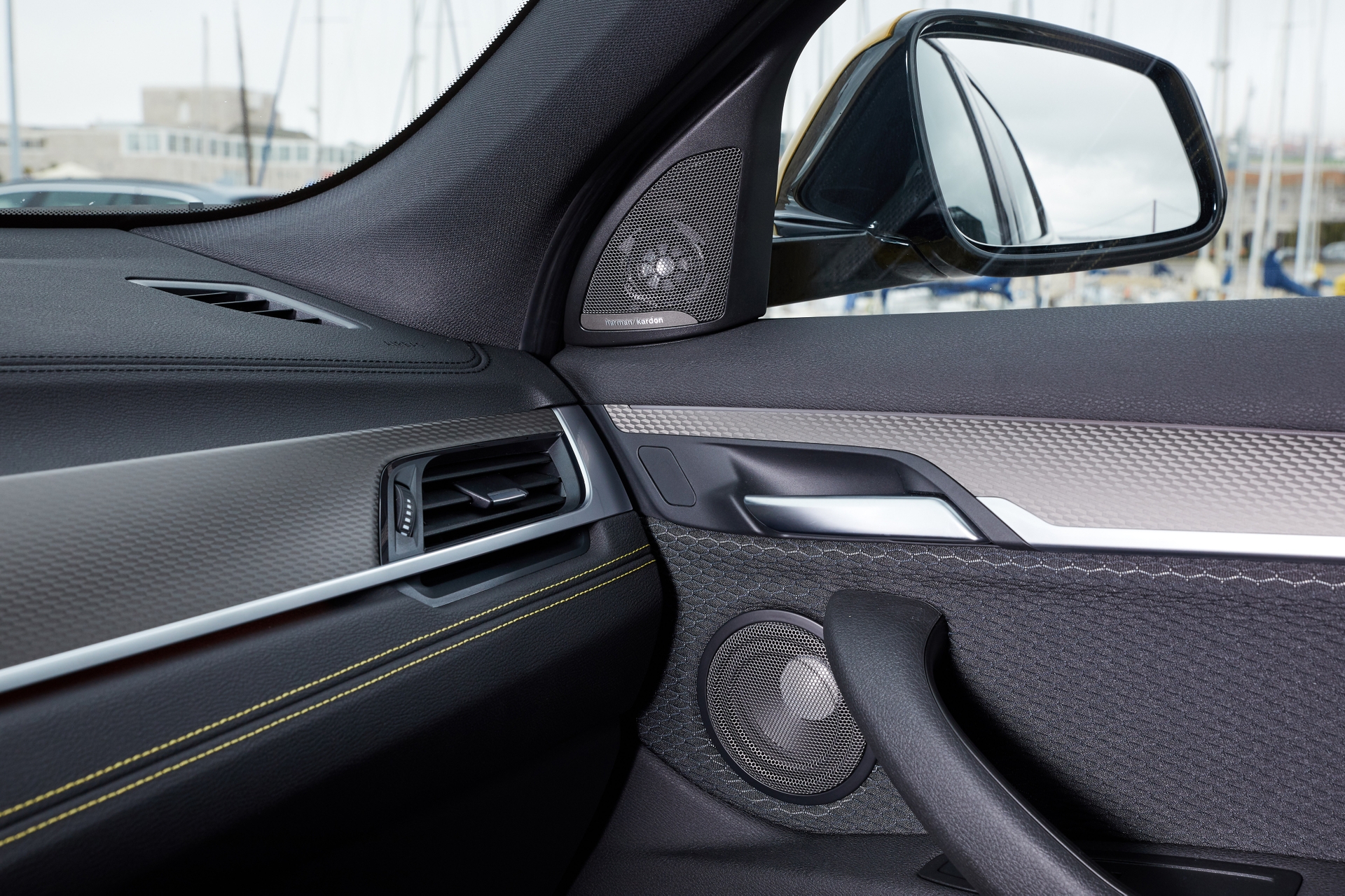 BMW_X2_HarmanKardon_201803061702