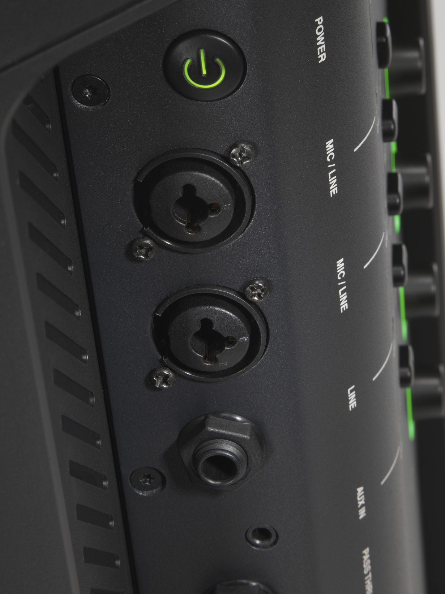 Eon One Compact Detail Inputs