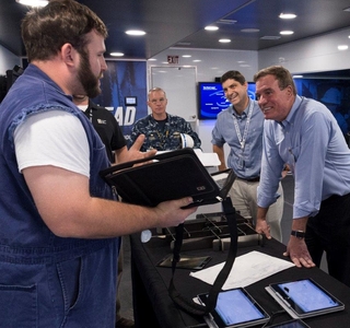 Newport News Shipbuilding Hosts Sen. Mark Warner Newport News Shipbuilding Hosts Sen. Mark Warner