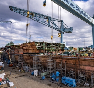 Newport News Shipbuilding Completes 806-metric Ton Superlift Newport News Shipbuilding Completes 806-metric Ton Superlift