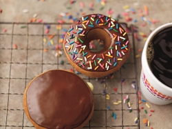 Dunkin’ Donuts and Baskin-Robbins plan to remove artificial colorings from U.S. menus by end of 2018 Dunkin’ Donuts and Baskin-Robbins plan to remove artificial colorings from U.S. menus by end of 2018