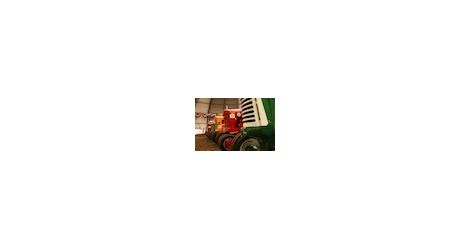 09.07.12 Vintage Tractor thumb