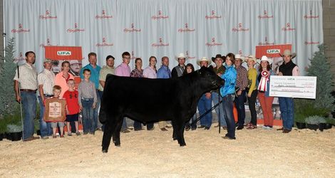 UFA Junior Steer Classic, Grand Champion Katie Serhienko