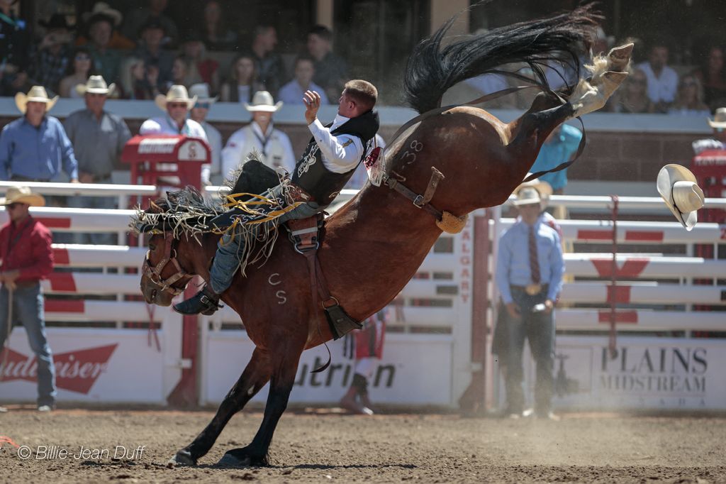 CS2018_Day3_2053 Jake Vold bareback riding