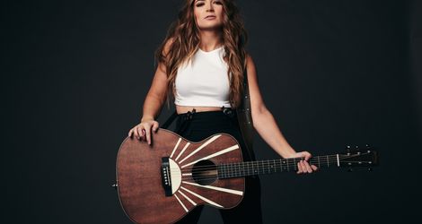Tenille Townes
