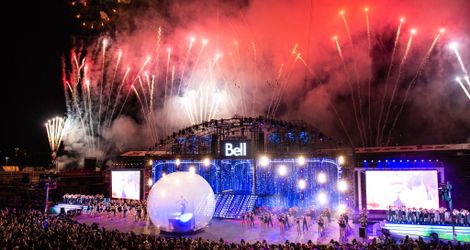 Bell Grandstand Show