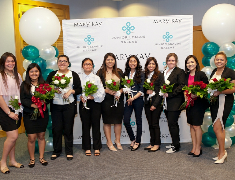JUNIOR LEAGUE OF DALLAS HOLDS THEIR 2018 WOMEN LEAD SCHOLARSHIP PROGRAM, PRESENTED BY MARY KAY INC., AND DR PEPPER SNAPPLE GROUP, GRANTING $40,000 IN FUNDING TO TEN COLLEGE-BOUND WOMEN