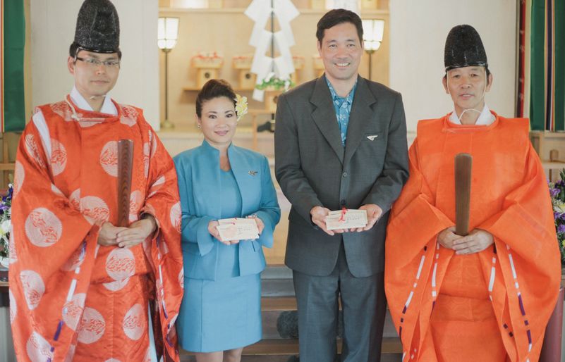 Hawaiian Airlines exclusive ema were dedicated to the Izumo Taishakyo Mission of Hawai‘i in Honolulu during the 2016 launch of our NRT-HNL nonstop service. Pictured left to right are: Rev. Jun Miyasaka, Hawaiian Airlines Promo Team members, and Bishop Daiya Amano. Izumo
