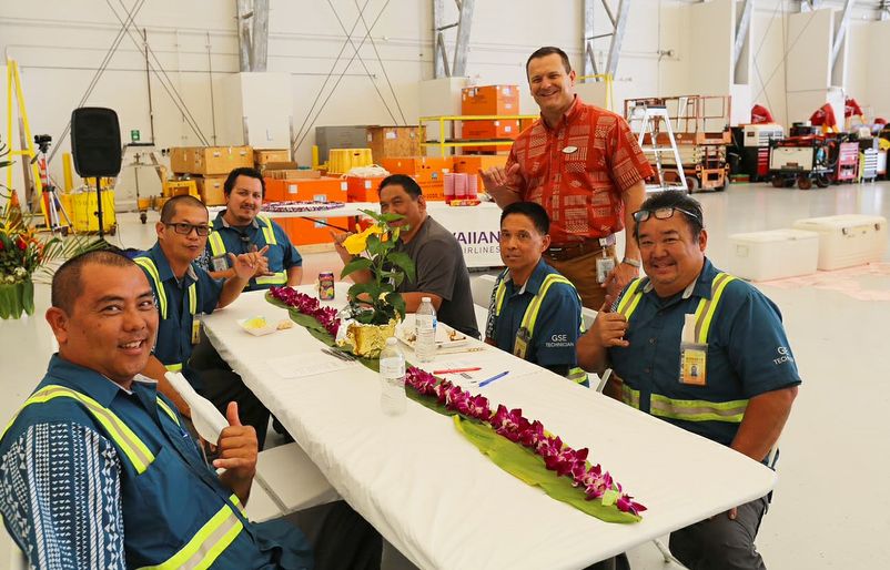 Jim Landers (standing) at a technical operations appreciation event at our Charles I. Elliott Maintenance and Cargo Facility. thumbnail