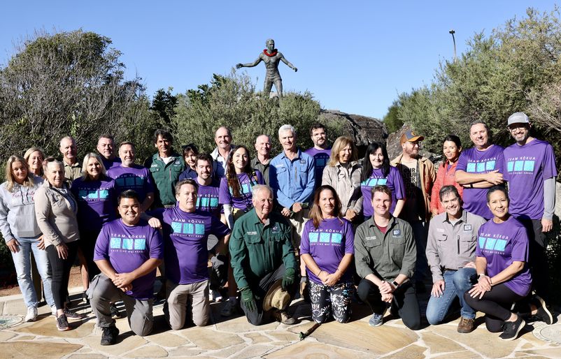 Hawaiian Airlines employees, Friends of Freshwater and Bush to Bowl gathered in front of Freshwater Beach's bronze Duke Kahanamoku statue for a group photo. SYD 20th 13