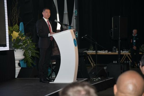 Dr. Song Haiyan expressed his heartfelt thanks to all the distinguished guests and media friends for attending. He shared that Hengtong's investment will bring more employment opportunities to local young people and women