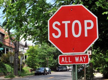 5 Ways to Drive Safely During an Outage
