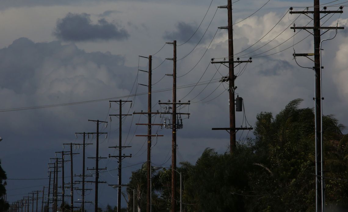 Why Don't Power Lines Sizzle or Steam Up When Rain Hits Them